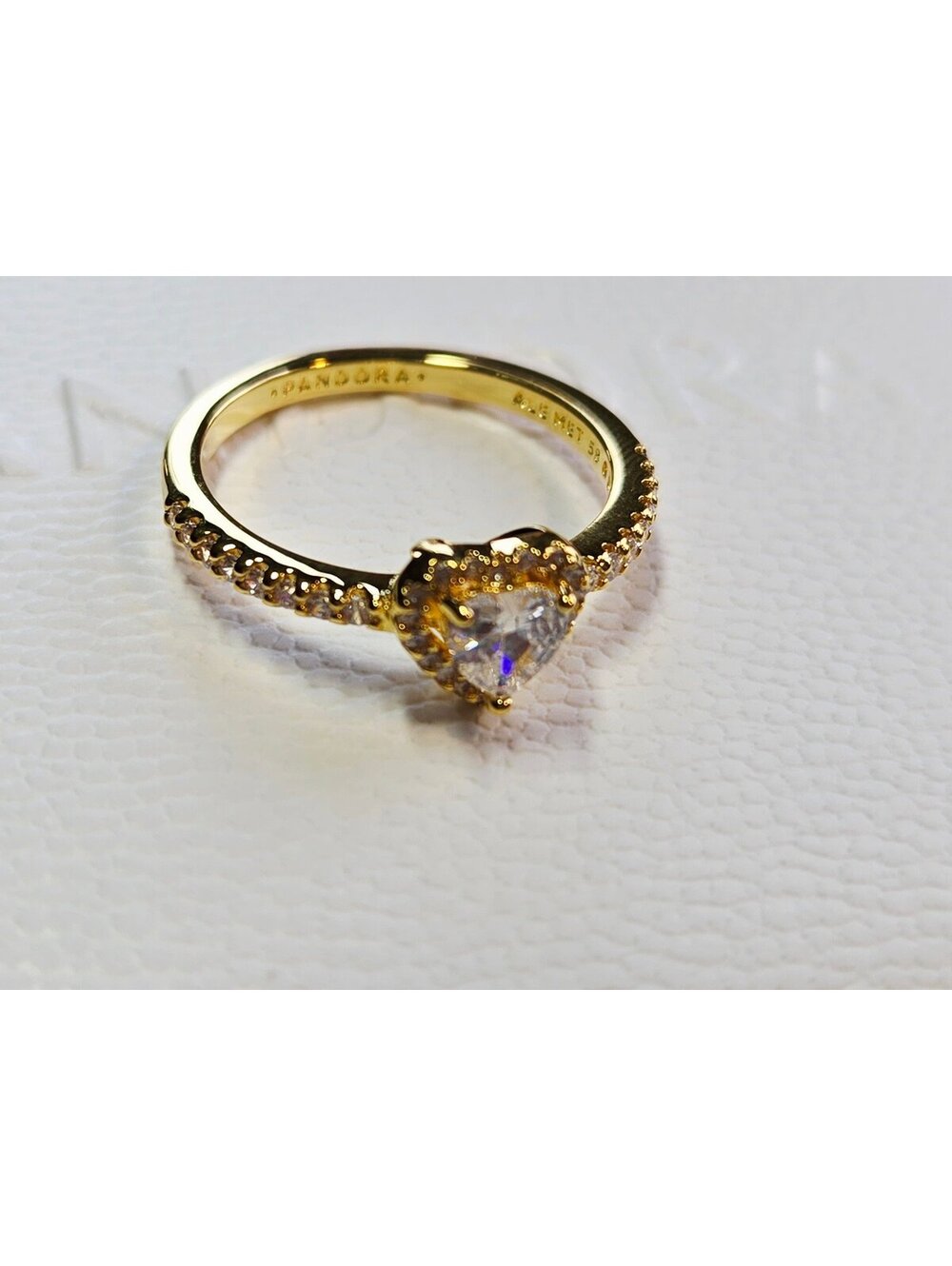 Pandora ale met heart cubic zirconia ring